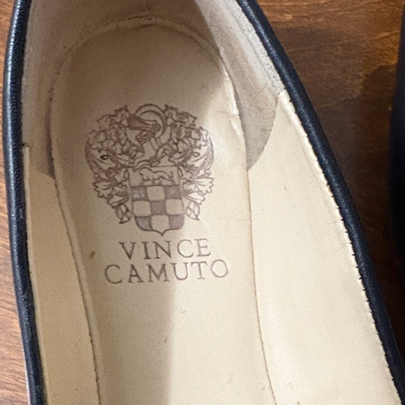 Vince Camuto Classic Black Leather Loafers - Picture 5 of 5